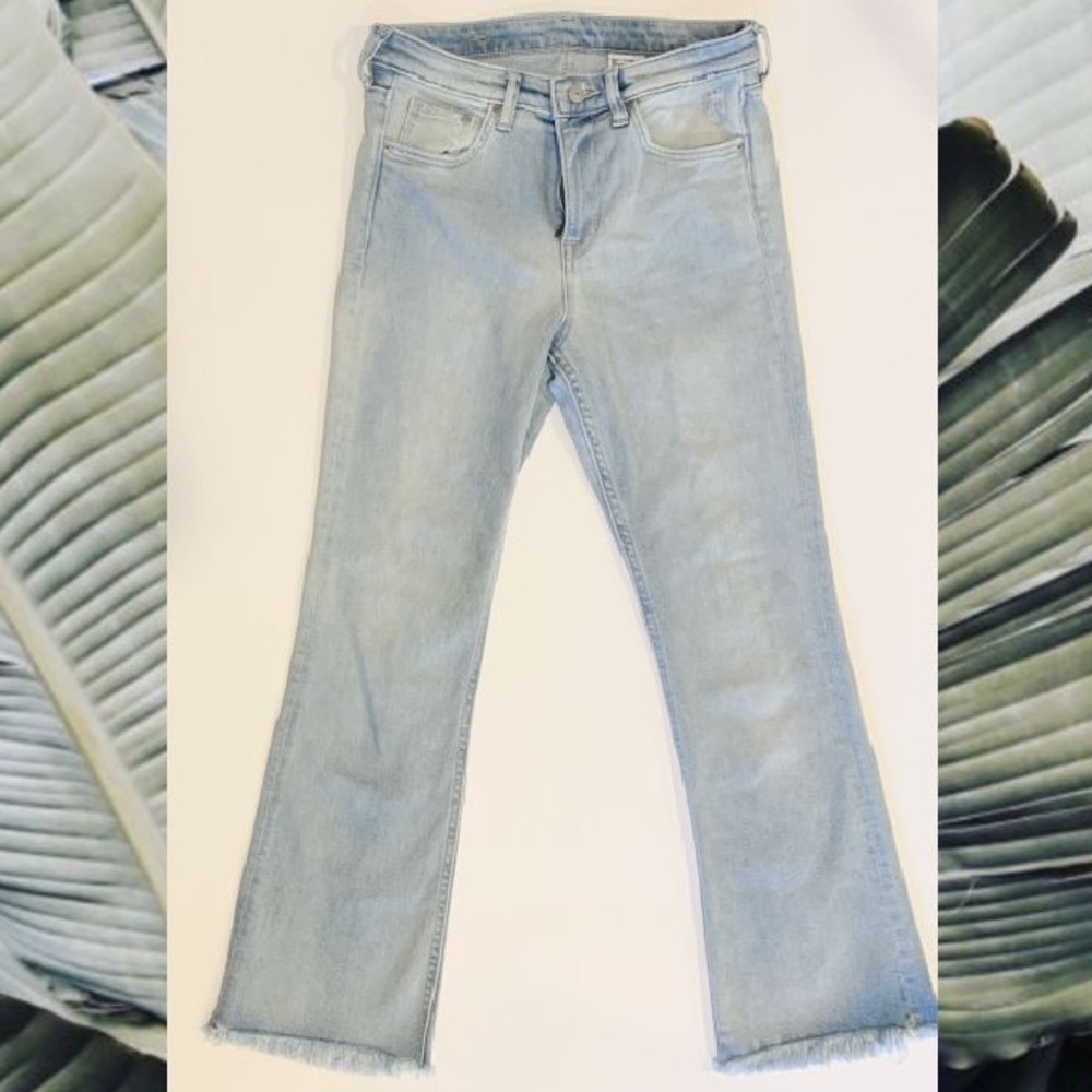 🌈H&M KIck Flare Jeans💙